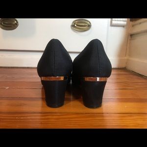 Soft Style Shoes - Black 2” almond toe vintage block heel Soft Style Shoes - Black 2” almond toe vintage block heel